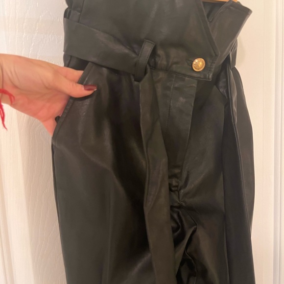 Black faux leather pants - Picture 4 of 5